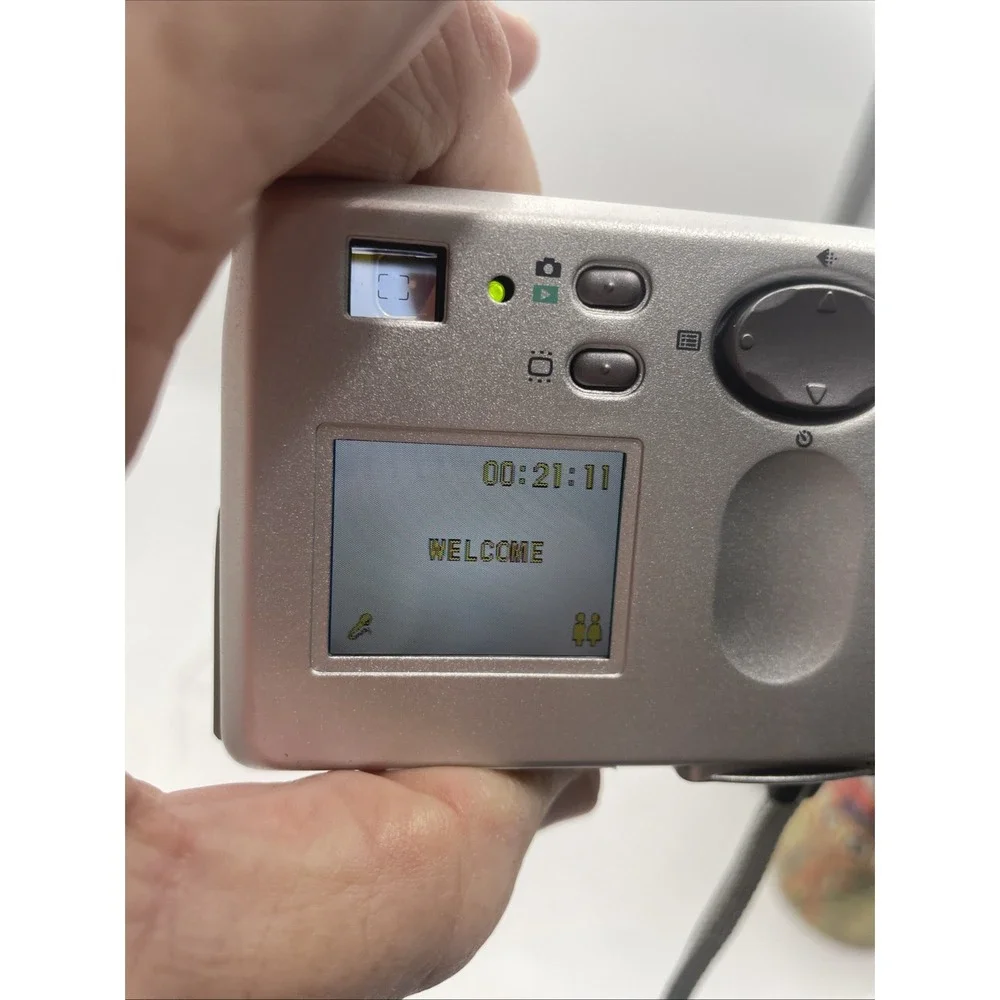 MUSTEK MDC4000 5Mp Digital Camera Camcorder Voice Recorder+Battery+SD Card+Manua